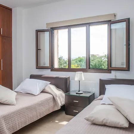 Vila Kallizoni Neo Chorio